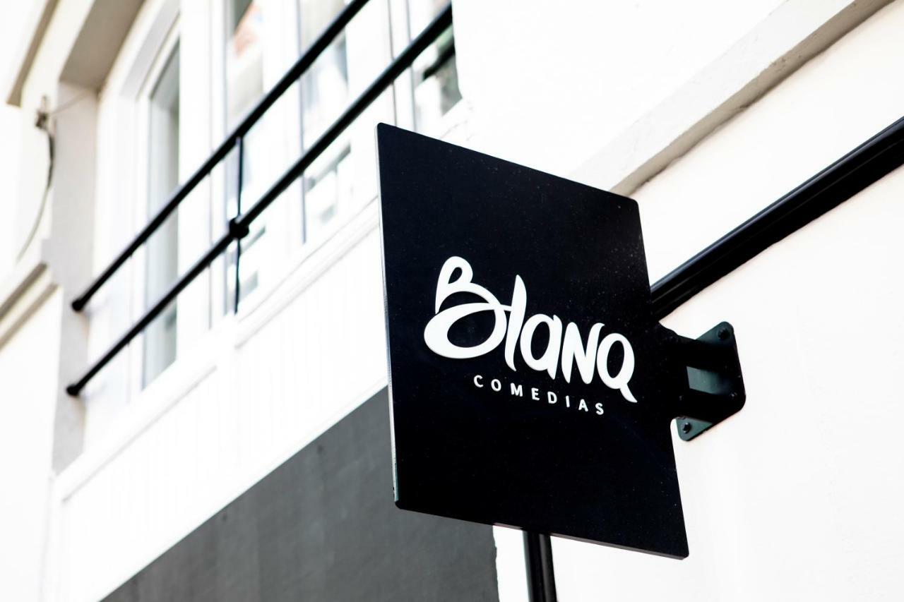 Blanq Comedias Valenza Esterno foto